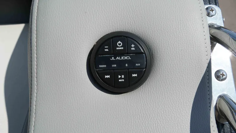 Slide: The Image of Manitou shp 2019 - 10