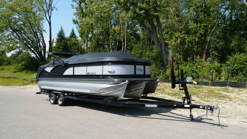 Slide: The Image of Manitou shp 2019 - 28