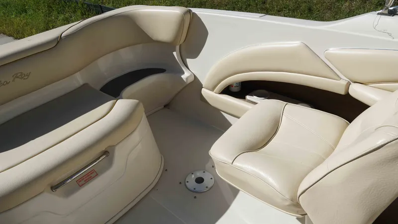 Slide: The Image of Sea Ray Overnighter 1999 - 12