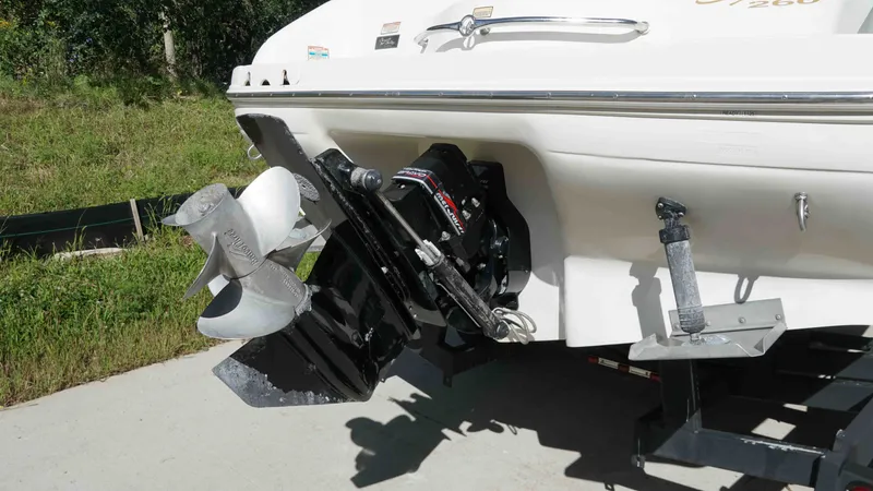 Slide: The Image of Sea Ray Overnighter 1999 - 5