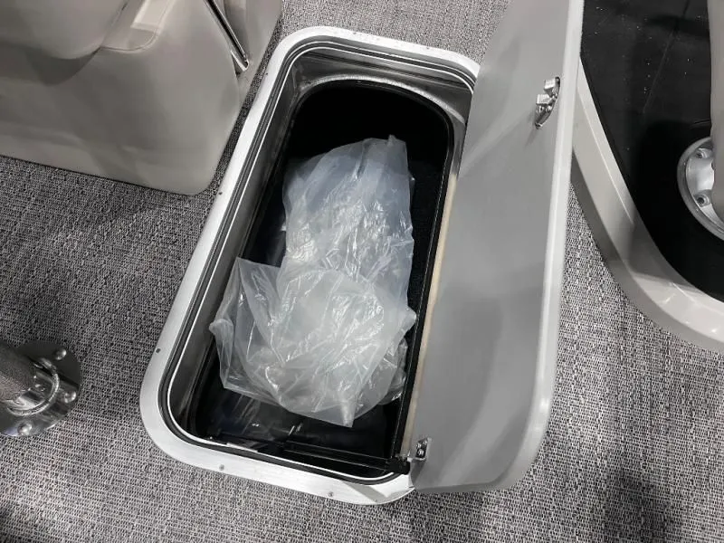 Slide: The Image of Cabrio C24UE 2026 - 18