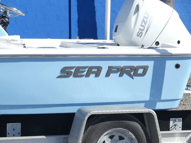 Slide: The Image of Sea Pro 172 Bay 2026 - 8
