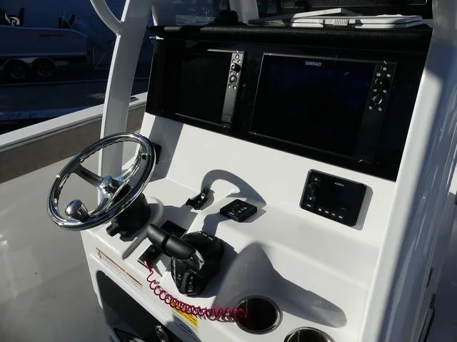 Slide: The Image of Sea Pro 262 Offshore DLX 2025 - 10