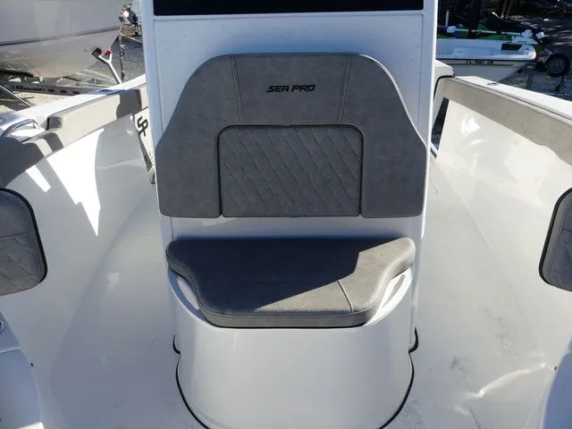 Slide: The Image of Sea Pro 262 Offshore DLX 2025 - 20