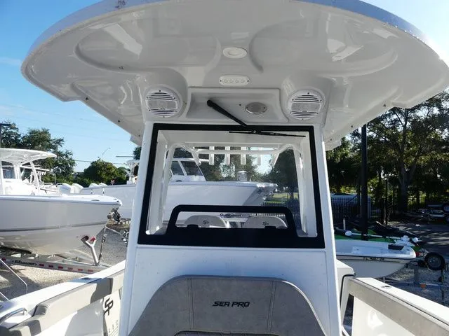 Slide: The Image of Sea Pro 262 Offshore DLX 2025 - 21