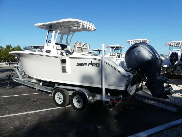 Slide: The Image of Sea Pro 262 Offshore DLX 2025 - 3