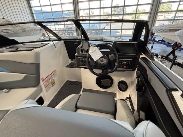 Slide: The Image of Axis Wake Research T235 2026 - 9