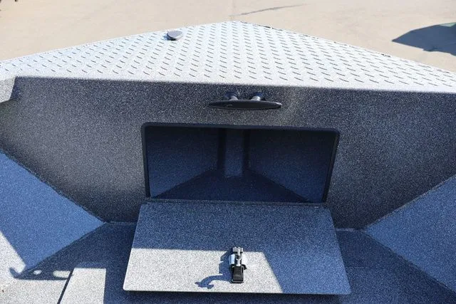 Slide: The Image of Alumaweld Stryker 202 2026 - 25