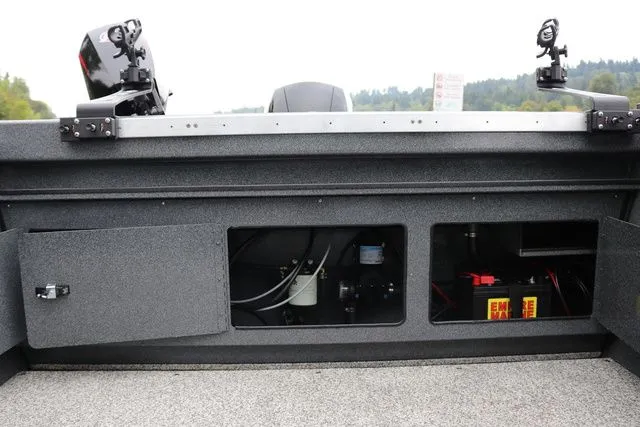 Slide: The Image of Alumaweld Stryker X202 2026 - 16