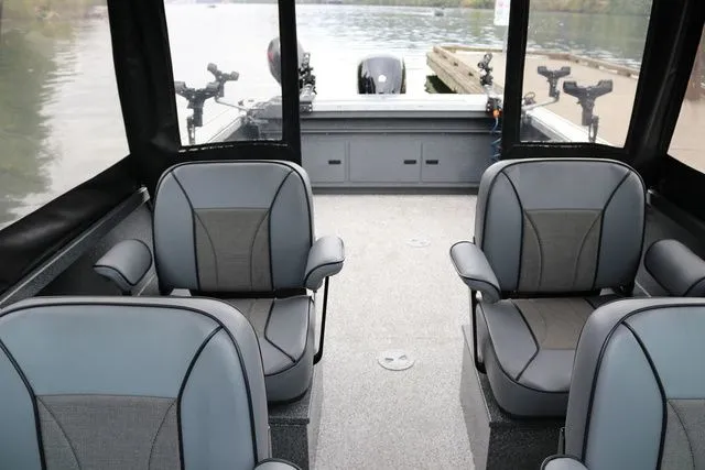 Slide: The Image of Alumaweld Stryker X202 2026 - 7