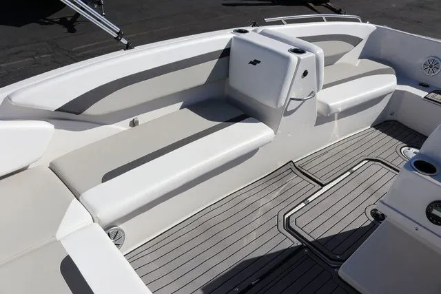 Slide: The Image of Starcraft SVX 171 OB 2026 - 8