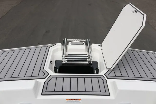 Slide: The Image of Starcraft SVX 171 OB 2026 - 14