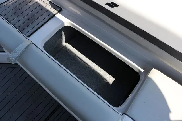 Slide: The Image of Starcraft SVX 191 OB 2026 - 12