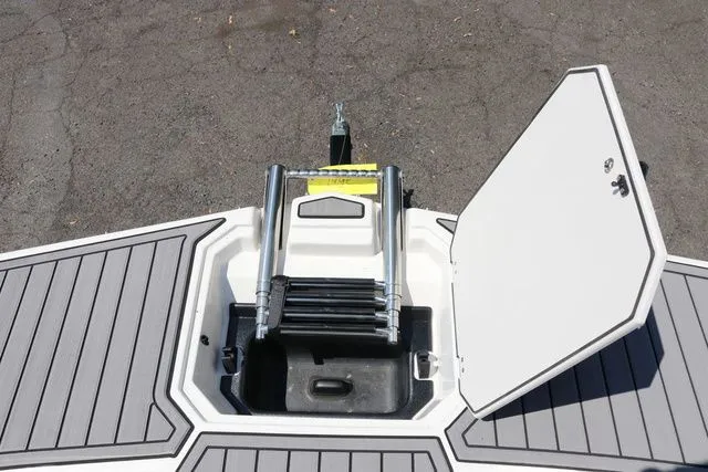 Slide: The Image of Starcraft SVX 191 OB 2026 - 22