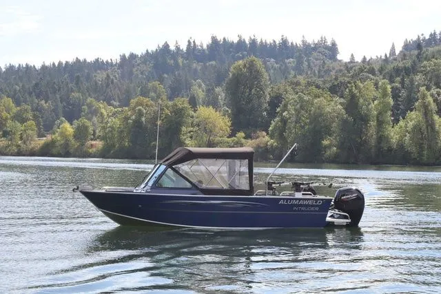 Slide: The Image of Alumaweld Intruder 20 2026 - 21