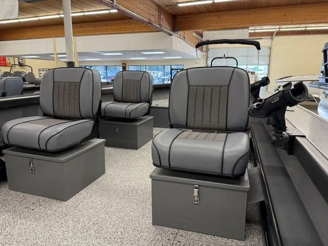 Slide: The Image of Alumaweld Super Vee Pro 23 2026 - 5