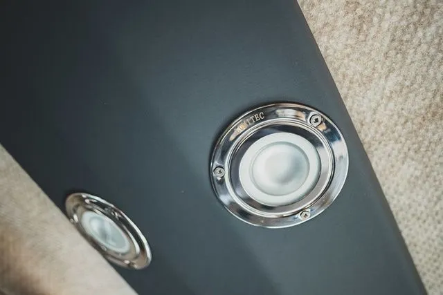 Slide: The Image of Kingfisher XRS Offshore 2725 2026 - 12