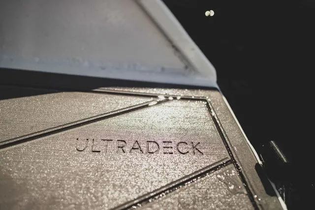 Slide: The Image of Kingfisher XRS Offshore 2725 2026 - 21