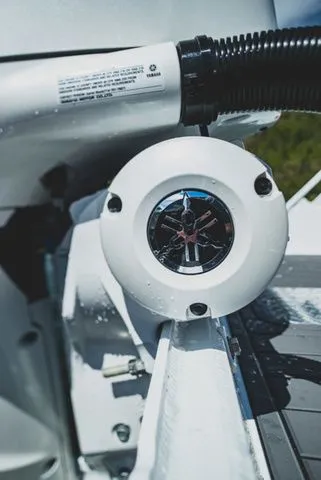 Slide: The Image of Kingfisher XRS Offshore 2725 2026 - 22