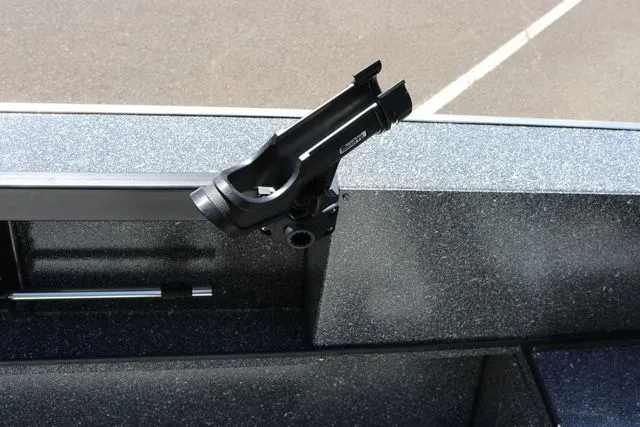 Slide: The Image of Alumaweld Adventurer 20 2026 - 14