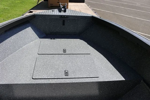 Slide: The Image of Alumaweld Adventurer 20 2026 - 5