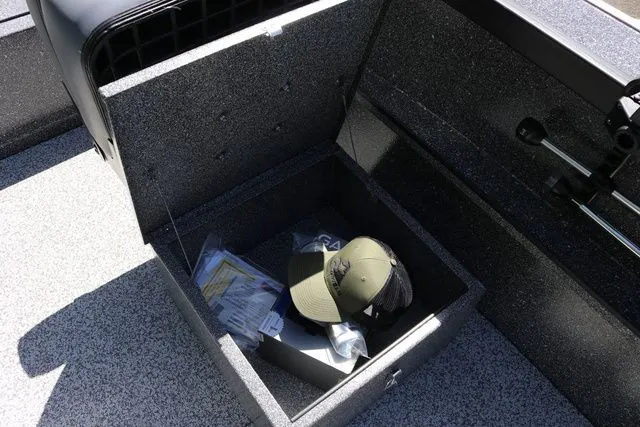 Slide: The Image of Alumaweld Adventurer 20 2026 - 9