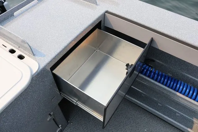 Slide: The Image of Kingfisher 2425 Escape HT 2026 - 15