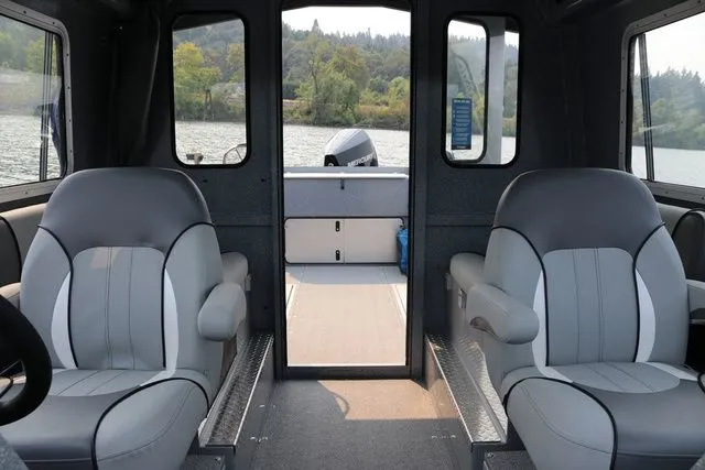 Slide: The Image of Kingfisher 2425 Escape HT 2026 - 4