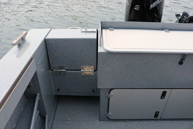 Slide: The Image of Kingfisher Escape HT 2425 2026 - 10