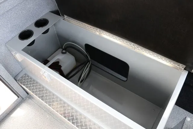 Slide: The Image of Kingfisher Escape HT 2425 2026 - 30