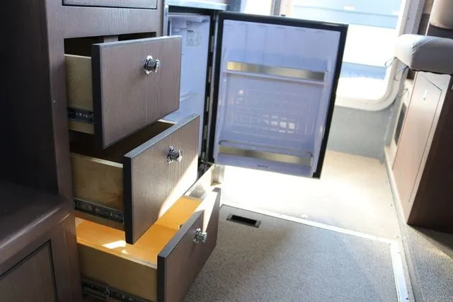 Slide: The Image of Kingfisher 3025 XRS 2026 - 22