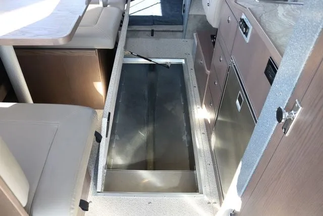 Slide: The Image of Kingfisher 3025 XRS 2026 - 27