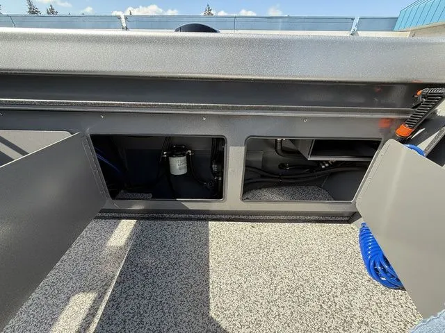 Slide: The Image of Alumaweld Stryker X202 2025 - 11