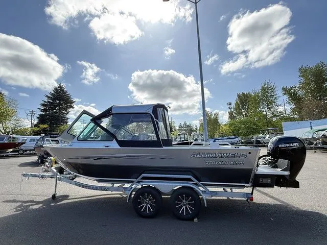 Slide: The Image of Alumaweld Stryker X202 2025 - 29