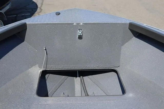 Slide: The Image of Alumaweld Adventurer 20 2026 - 11