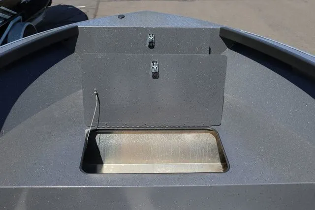 Slide: The Image of Alumaweld Adventurer 20 2026 - 12