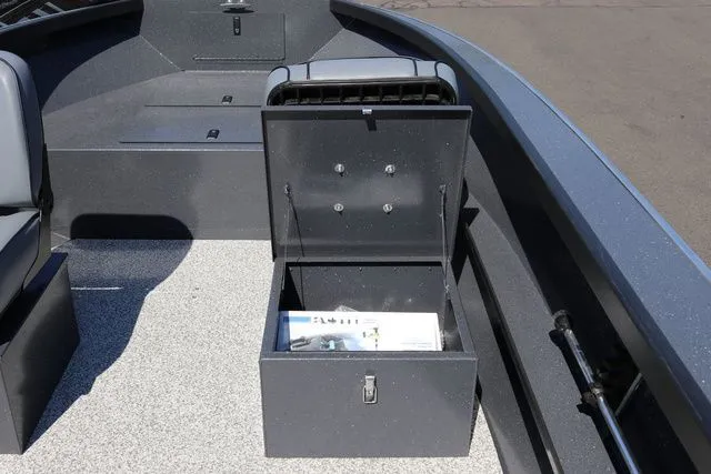 Slide: The Image of Alumaweld Adventurer 20 2026 - 15