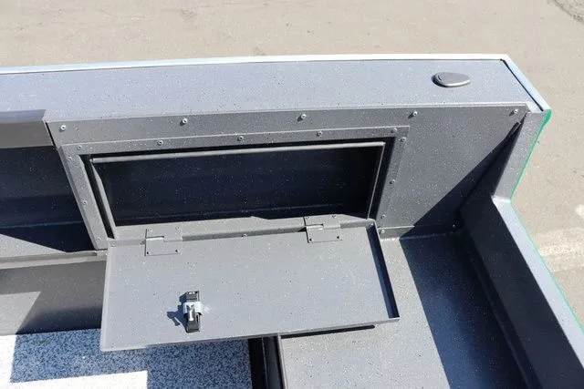 Slide: The Image of Alumaweld Adventurer 20 2026 - 20