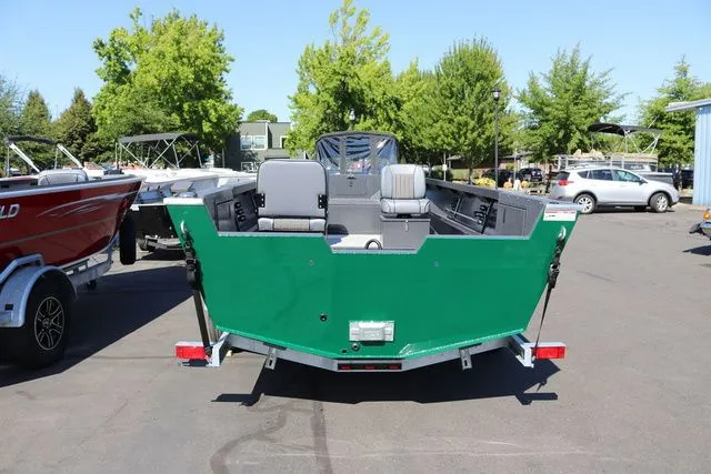 Slide: The Image of Alumaweld Adventurer 20 2026 - 22