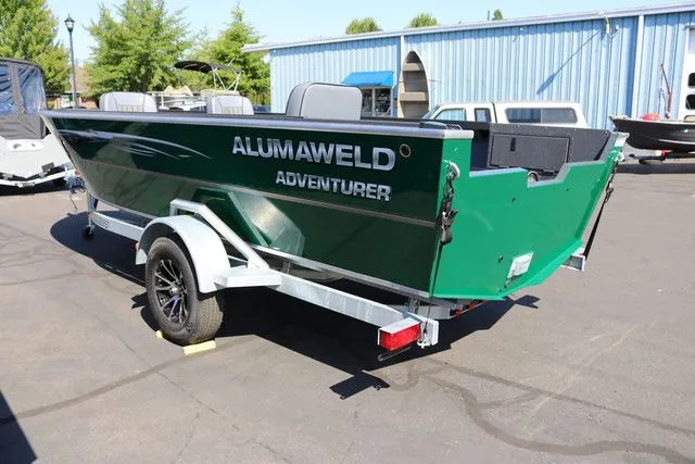 Slide: The Image of Alumaweld Adventurer 20 2026 - 23