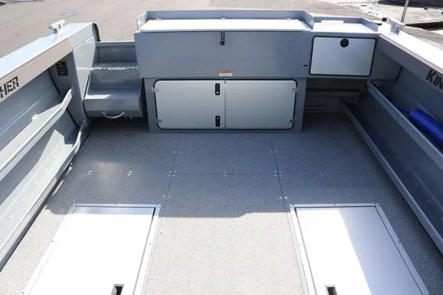 Slide: The Image of Kingfisher COASTAL EXPRESS 2825 2026 - 14