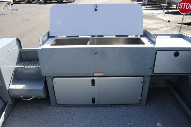 Slide: The Image of Kingfisher COASTAL EXPRESS 2825 2026 - 16