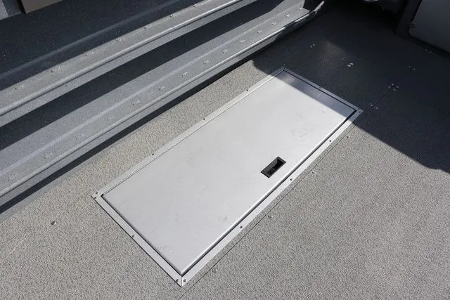 Slide: The Image of Kingfisher COASTAL EXPRESS 2825 2026 - 27