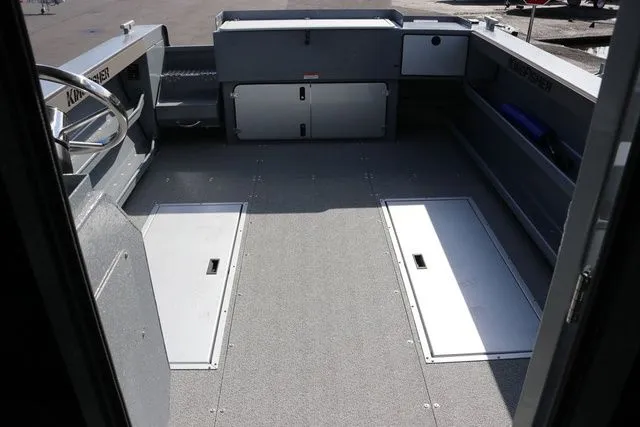 Slide: The Image of Kingfisher COASTAL EXPRESS 2825 2026 - 28