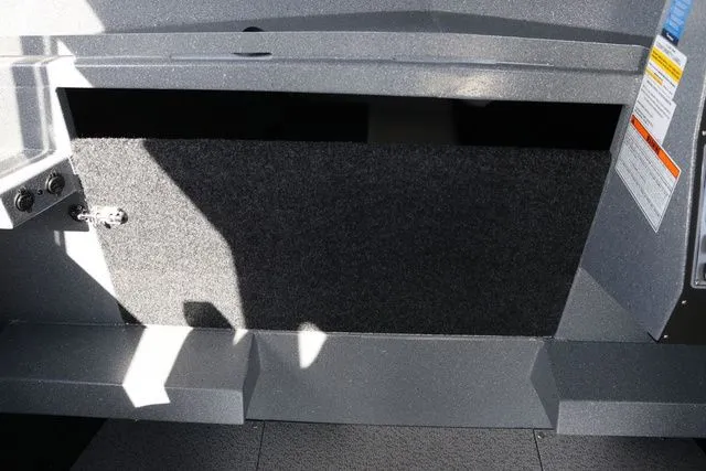 Slide: The Image of Kingfisher COASTAL EXPRESS 2825 2026 - 32