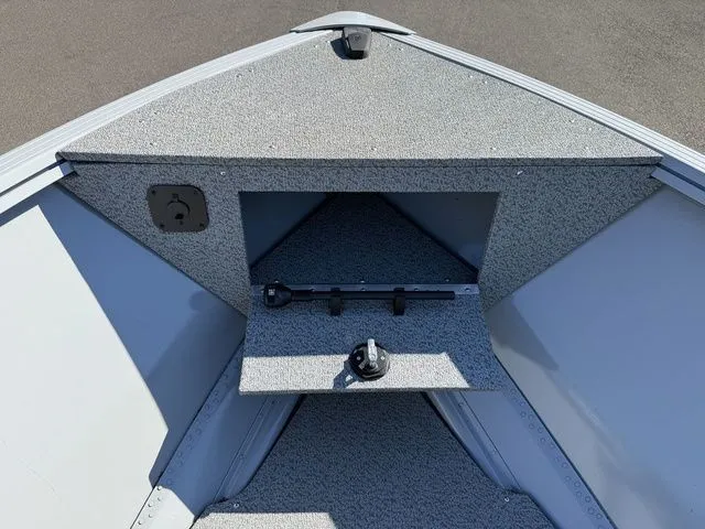 Slide: The Image of Smoker Craft Freedom 180 T 2024 - 14