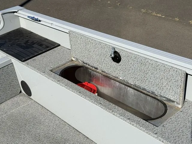 Slide: The Image of Smoker Craft Freedom 180 T 2024 - 21