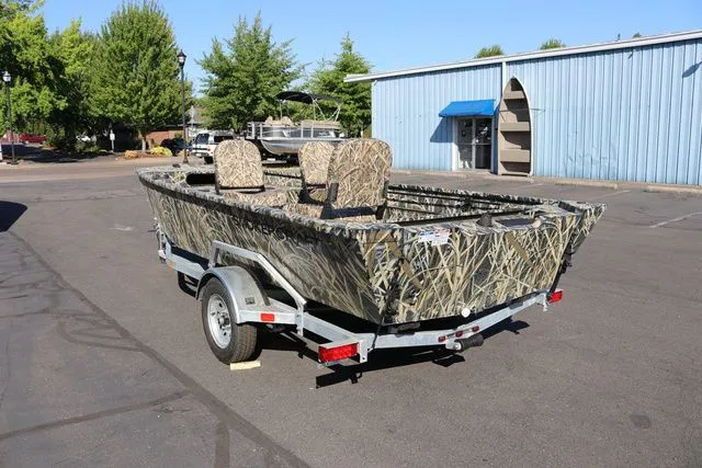 Slide: The Image of Smoker Craft Sportsman 1660 TL 2026 - 3