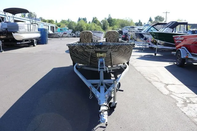 Slide: The Image of Smoker Craft Sportsman 1660 TL 2026 - 5