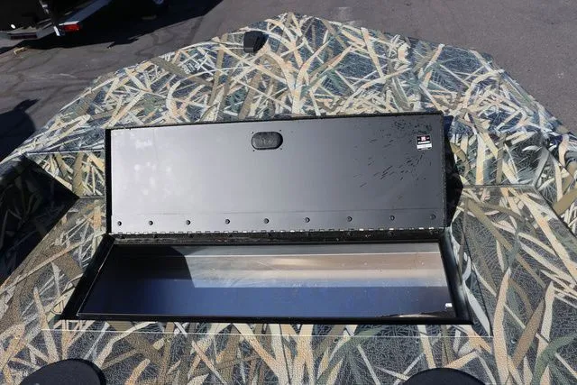 Slide: The Image of Smoker Craft Sportsman 1660 TL 2026 - 8